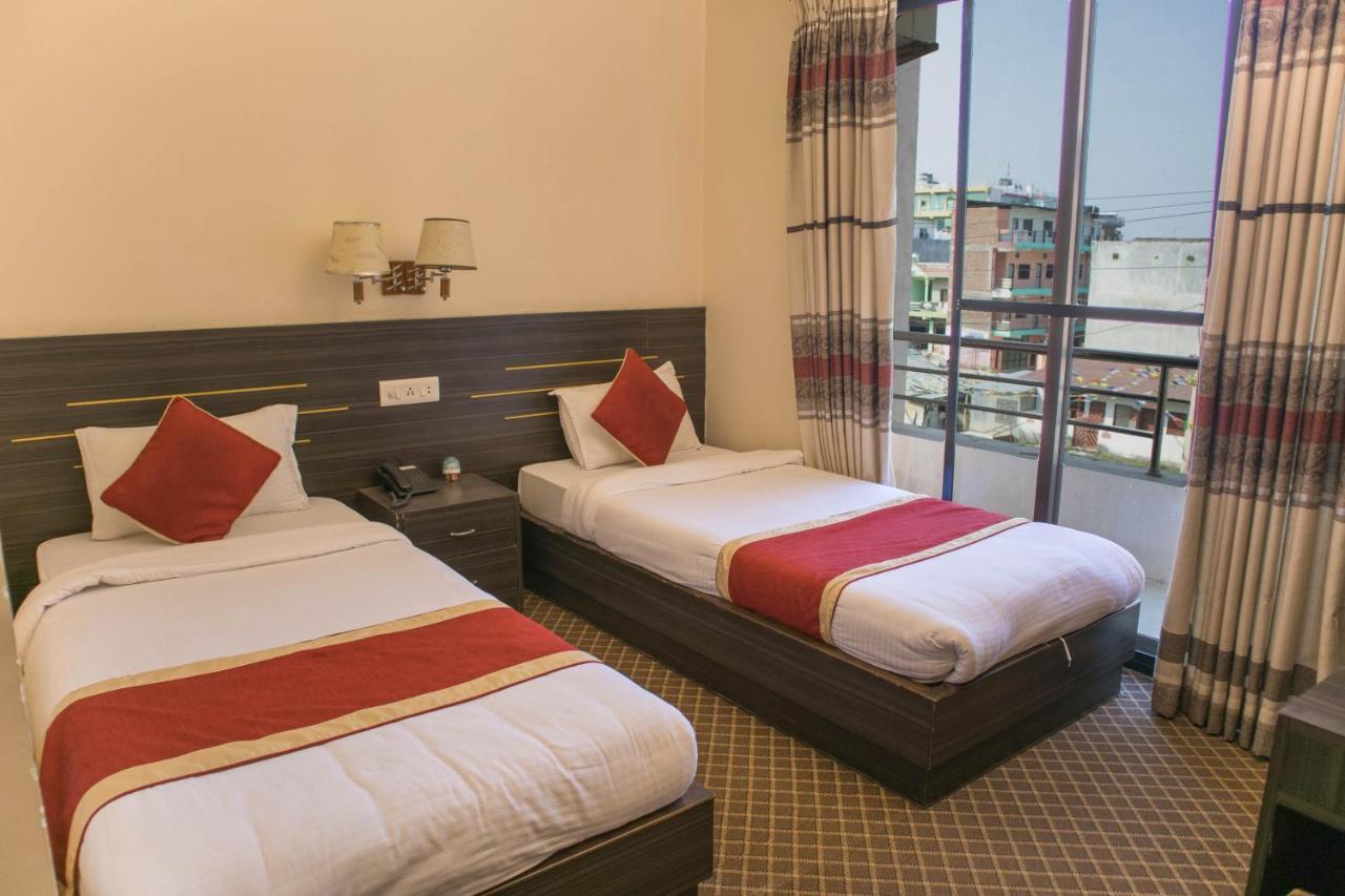 Mirage Inn Rummindei Екстериор снимка