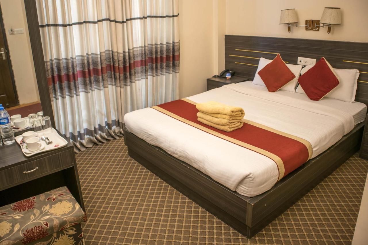 Mirage Inn Rummindei Екстериор снимка