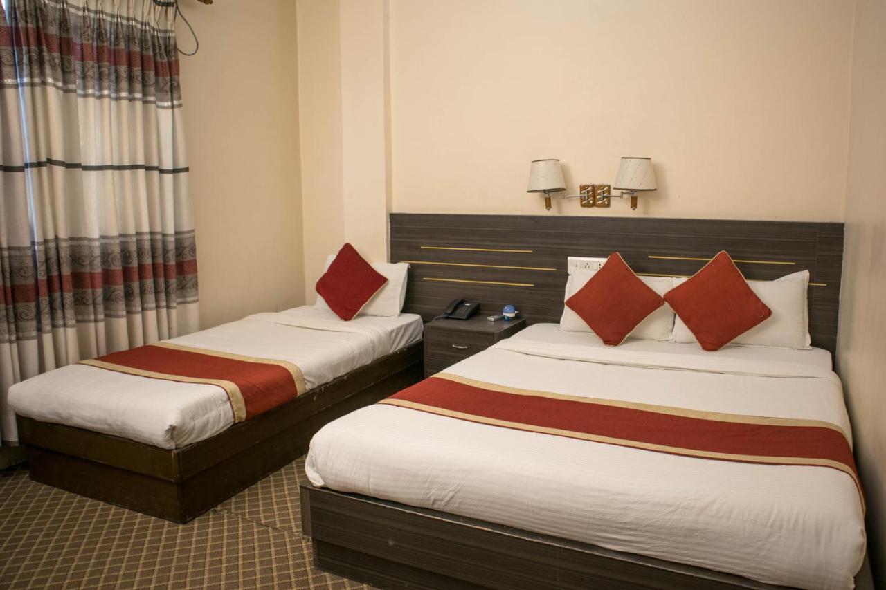 Mirage Inn Rummindei Екстериор снимка