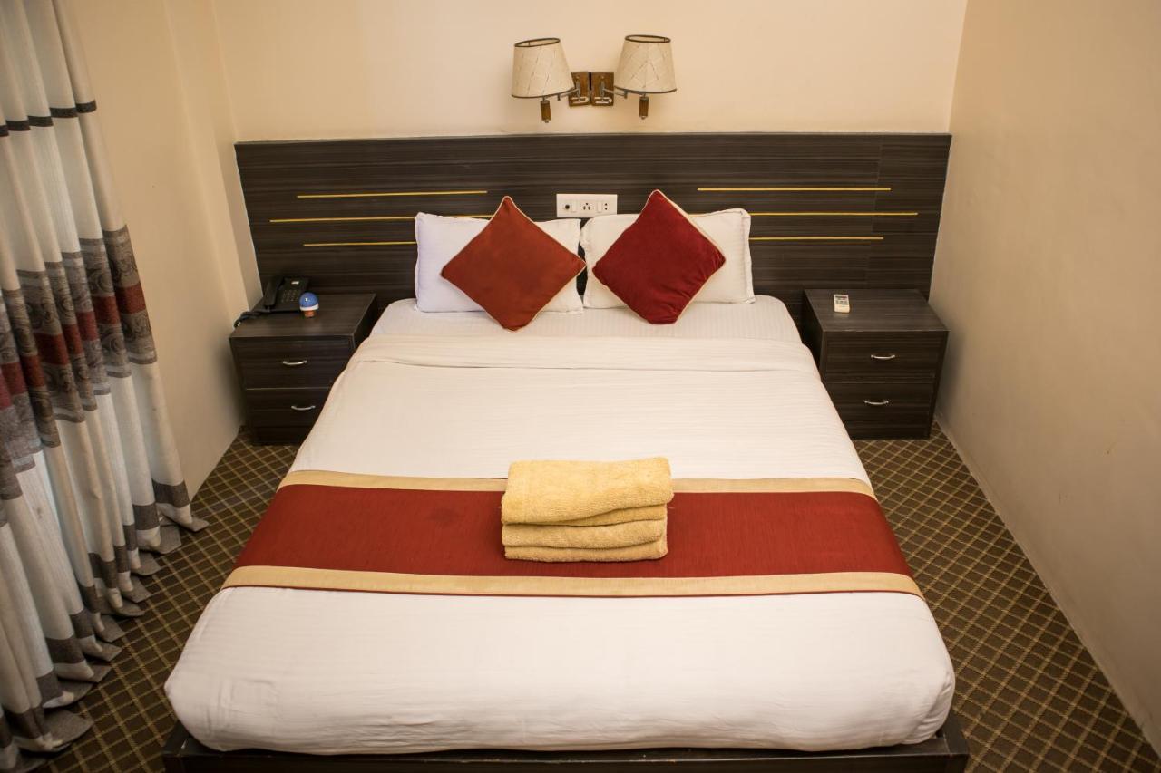 Mirage Inn Rummindei Екстериор снимка